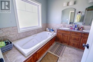 Photo 15: 244 Sixmile Common S in Lethbridge: House for sale : MLS®# A2124965