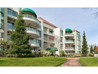 Photo 2: 408 1705 MARTIN Drive in Surrey: Sunnyside Park Surrey Condo for sale in "SOUTHWYND" (South Surrey White Rock)  : MLS®# R2674741