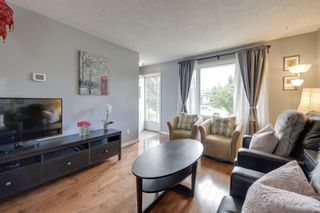 Photo 3: 11912 - 138 Avenue: Edmonton House Duplex for sale : MLS®# E4118554