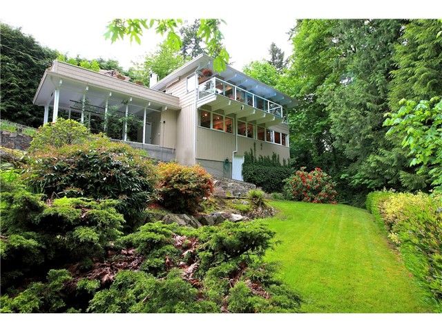 Main Photo: 5497 Greenleaf Road in West Vancouver: Eagle Harbour House for sale : MLS®# V1008963