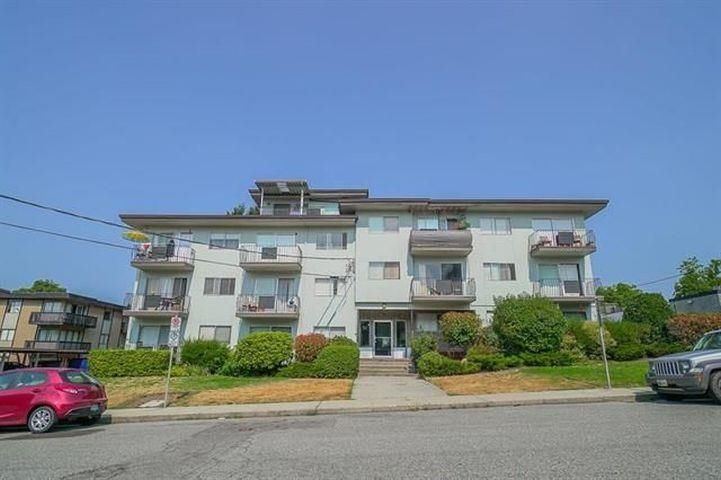 FEATURED LISTING: 213 - 611 BLACKFORD Street New Westminster