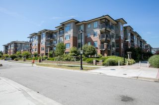 Photo 21: 113 9299 TOMICKI Avenue in Richmond: West Cambie Condo for sale in "MERIDIAN GATE" : MLS®# R2620047