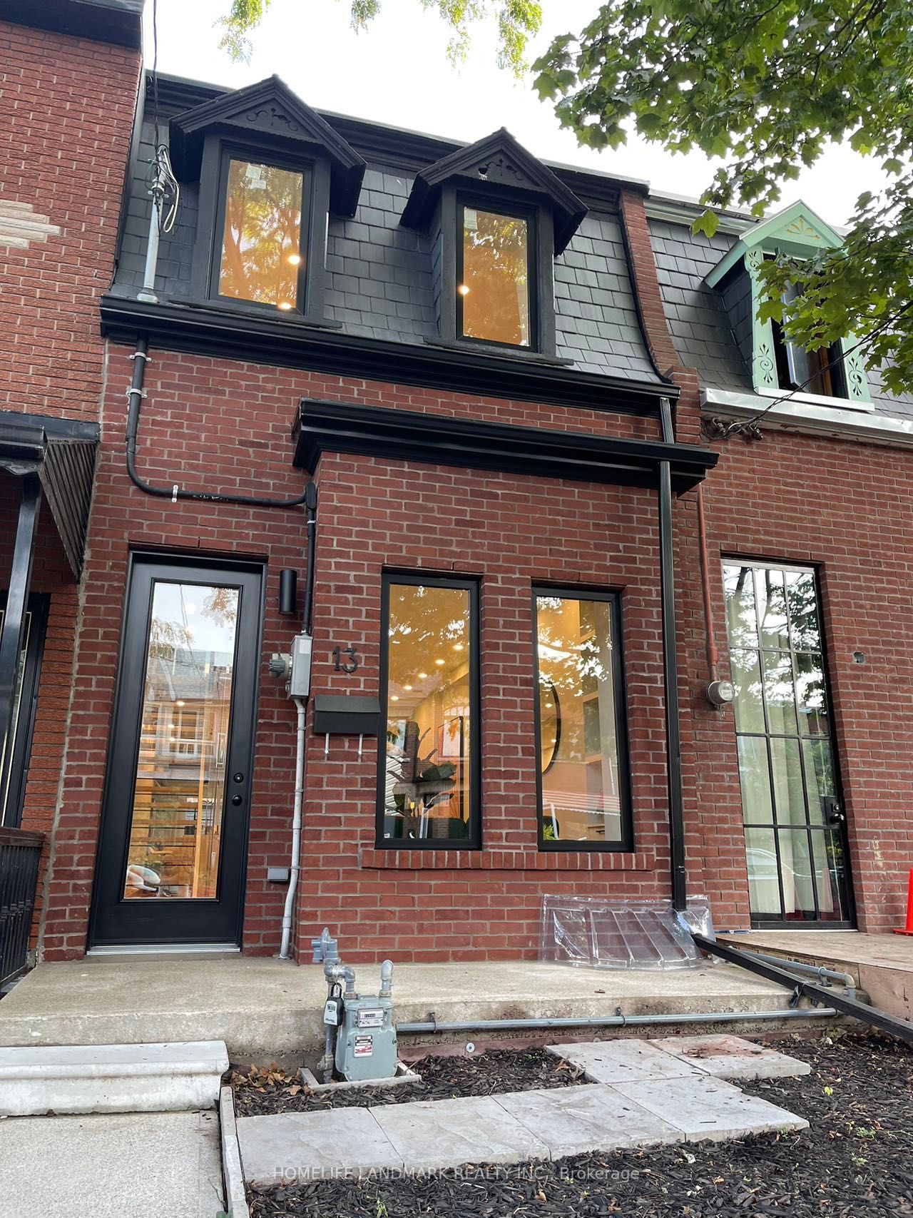Main Photo: 13 Alma Avenue in Toronto: Little Portugal House (2-Storey) for sale (Toronto C01)  : MLS®# C6773082