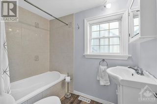 Photo 18: 347 FROST AVENUE in Ottawa: House for sale : MLS®# 1360125