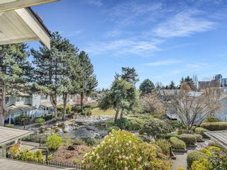Photo 3: 248 WATERFORD Drive in Vancouver: Marpole Townhouse for sale in "The Springs at Langara" (Vancouver West)  : MLS®# R2871897