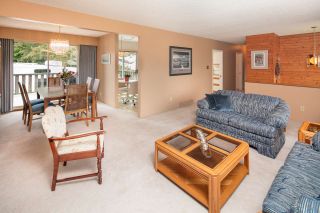 Photo 5: 1189 BRISBANE Avenue in Coquitlam: Harbour Chines House for sale : MLS®# R2169105