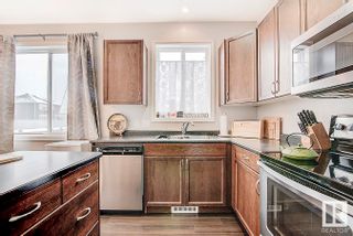 Photo 8: 9801 105 Avenue: Morinville Attached Home for sale : MLS®# E4320302