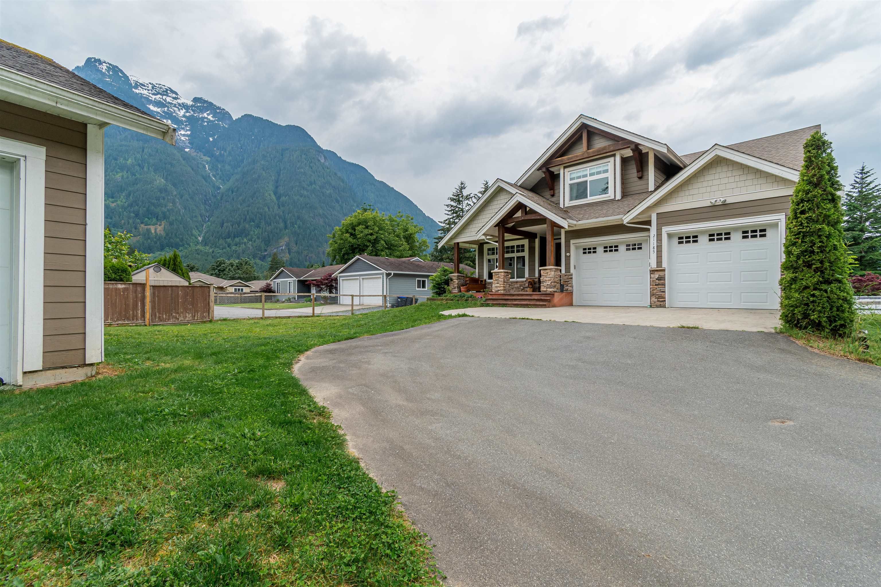 Main Photo: 21185 KETTLE VALLEY Road: Hope House for sale (Hope & Area)  : MLS®# R2700757