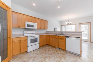 Photo 12: 35 Estabrook Cove in Winnipeg: River Park South Residential for sale (2F)  : MLS®# 202128214