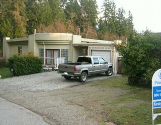 Photo 2: 5135 HAVIES Road in Sechelt: Sechelt District House for sale (Sunshine Coast)  : MLS®# V627695