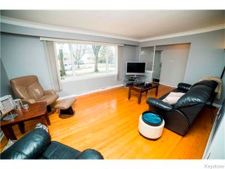 Photo 3: 1127 De Fehr Street in Winnipeg: North Kildonan Residential for sale (North East Winnipeg)  : MLS®# 1606772