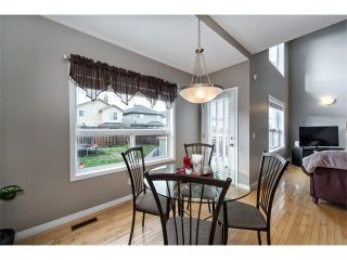 Photo 13: 131 Valley Stream Circle NW in Calgary: Valley Ridge House for sale : MLS®# C4092729