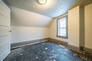Photo 19: 385 Aikins Street in Winnipeg: North End Residential for sale (4C)  : MLS®# 202319880