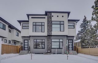 Photo 2: 2505 17A Street NW in Calgary: Capitol Hill Semi Detached (Half Duplex) for sale : MLS®# A2099607