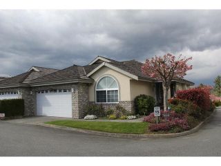 Photo 1: 9 32777 CHILCOTIN Drive in Abbotsford: Central Abbotsford Townhouse for sale in "Cartier Heights" : MLS®# F1436946