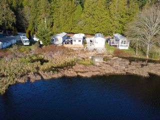 Photo 5: 8 12793 MADEIRA PARK Road in Madeira Park: Pender Harbour Egmont Manufactured Home for sale in "Lilies Lake Mobile Home Park" (Sunshine Coast)  : MLS®# R2768140