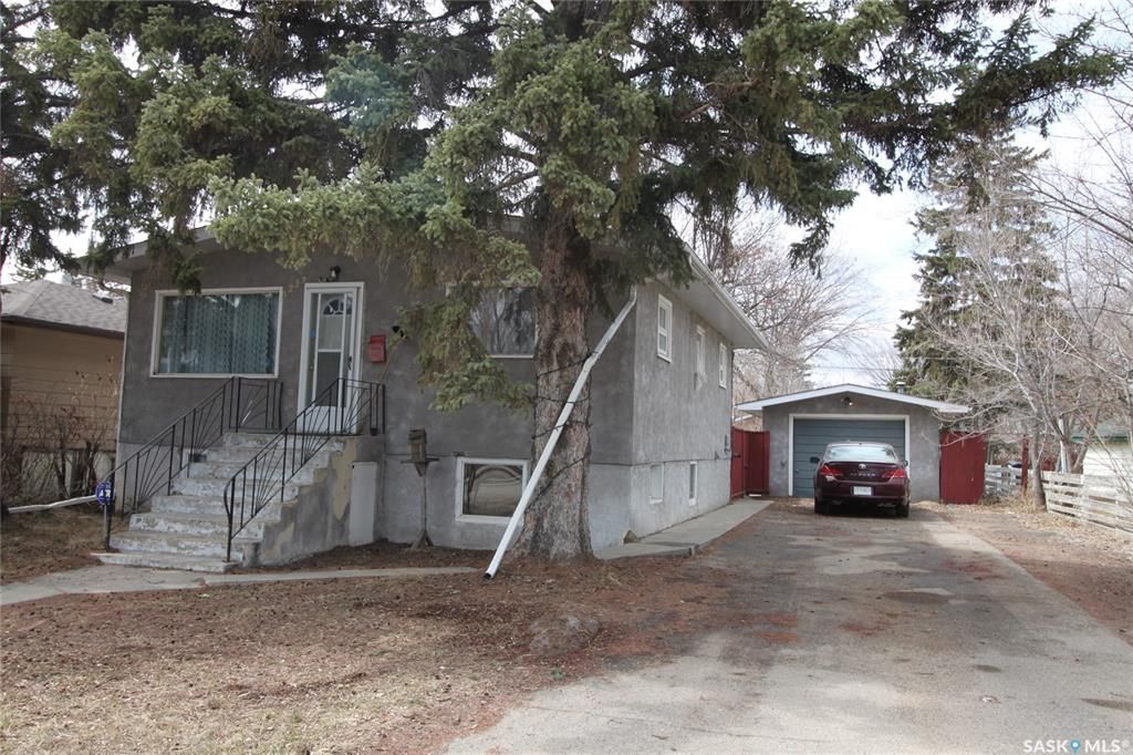 Main Photo: 1223 Edward Avenue in Saskatoon: North Park Residential for sale : MLS®# SK892915