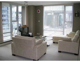 Photo 3: 502 583 BEACH CR in Vancouver: False Creek North Condo for sale in "TWO PARKWEST" (Vancouver West)  : MLS®# V574871