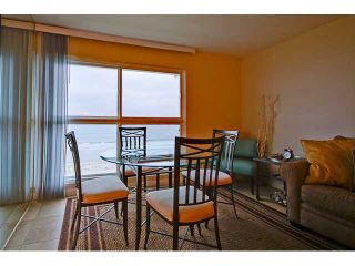 Photo 7: PACIFIC BEACH Condo for sale : 2 bedrooms : 4667 Ocean #408