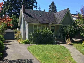 Photo 1: 3388 W 33RD Avenue in Vancouver: Dunbar House for sale (Vancouver West)  : MLS®# R2392411