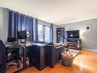 Photo 2: 8346 ASPENWOOD Place in Burnaby: Forest Hills BN Townhouse for sale in "Forest Meadows" (Burnaby North)  : MLS®# R2758034