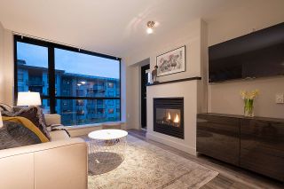 Photo 4: 404 124 W 1ST Street in North Vancouver: Lower Lonsdale Condo for sale in "The "Q"" : MLS®# R2430704