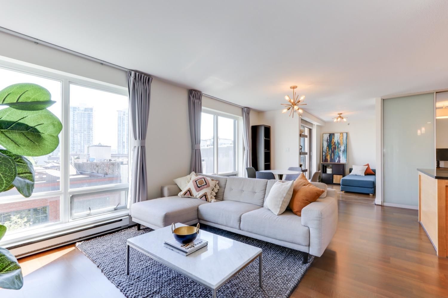 Main Photo: 604 1055 HOMER Street in Vancouver: Yaletown Condo for sale in "The Domus" (Vancouver West)  : MLS®# R2760287