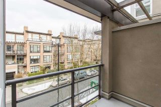 Photo 13: 310 2181 W 12TH Avenue in Vancouver: Kitsilano Condo for sale in "THE CARLINGS" (Vancouver West)  : MLS®# R2243411