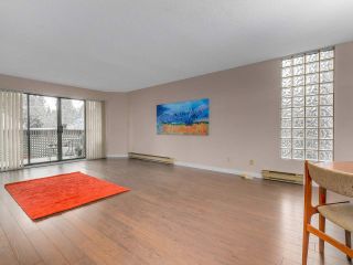 Photo 3: 203 3191 MOUNTAIN Highway in North Vancouver: Lynn Valley Condo for sale in "Lynn Terrace II" : MLS®# R2133788