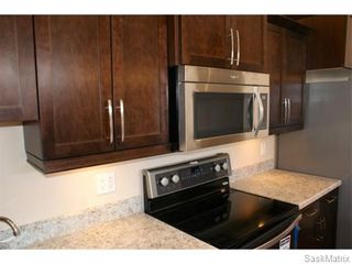 Photo 6: 1154 LINDSAY Street in Regina: Eastview Single Family Dwelling for sale (Regina Area 03)  : MLS®# 549678