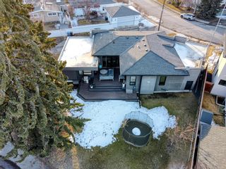 Photo 45: 26 Lorne Place SW in Calgary: North Glenmore Park Detached for sale : MLS®# A2037638