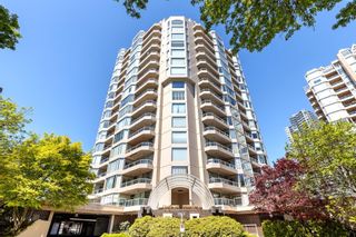 Main Photo: 1202 1065 QUAYSIDE Drive in New Westminster: Quay Condo for sale in "Quayside Tower II" : MLS®# R2882117
