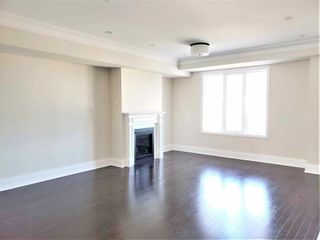 Photo 7: 7 Sir Frederick Bantin Way in Markham: Unionville Condo for sale : MLS®# N5839801