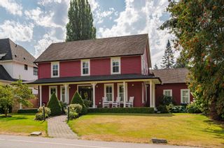 Photo 2: 23460 MARY Avenue in Langley: Fort Langley House for sale : MLS®# R2750371