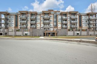 Photo 2: 503 45562 AIRPORT Road in Chilliwack: Chilliwack E Young-Yale Condo for sale : MLS®# R2671314