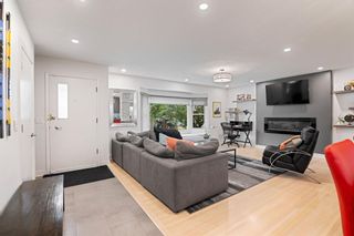 Photo 4: 25 Kendall Place SW in Calgary: Kingsland Detached for sale : MLS®# A2060003