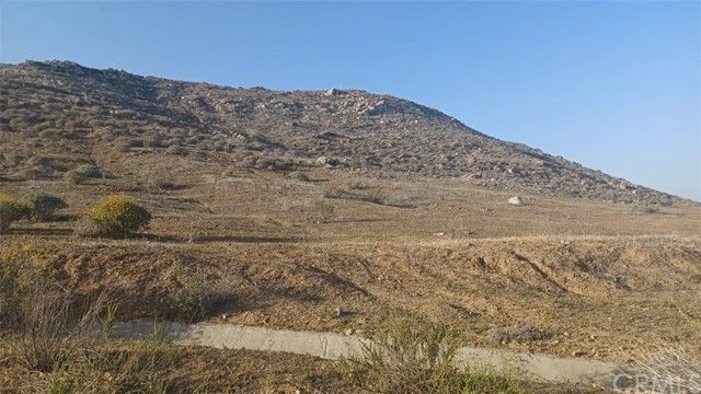 Main Photo: Property for sale: 0 Holland/Canyon Hills rd in Menifee