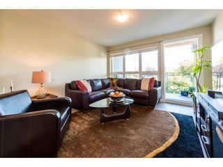 Photo 4: 308 4815 55B Street in Ladner: Hawthorne Condo for sale in "THE POINTE" : MLS®# R2466167