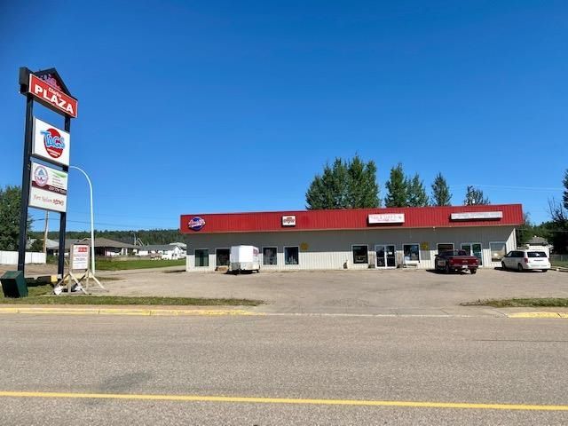 Main Photo: 4448 N 50 Avenue in Fort Nelson: Fort Nelson -Town Office for sale in "CLARKE PLAZA" : MLS®# C8053061
