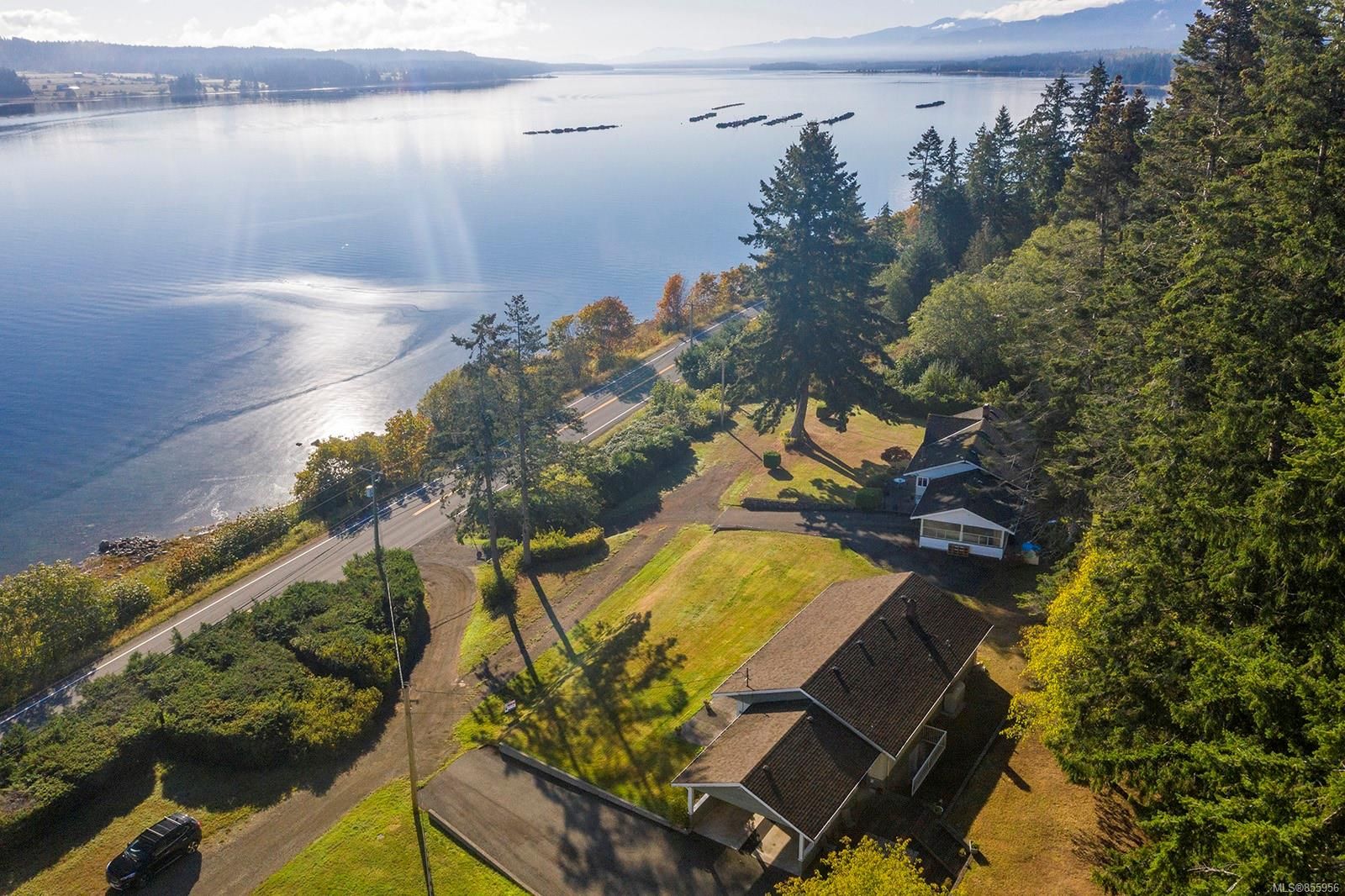 Main Photo: 6039 S Island Hwy in Union Bay: CV Union Bay/Fanny Bay House for sale (Comox Valley)  : MLS®# 855956