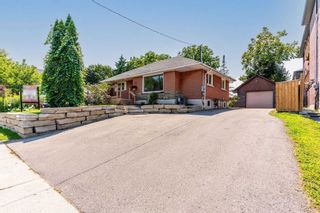 Photo 1: 94 Farewell Street in Oshawa: Donevan House (Bungalow-Raised) for sale : MLS®# E5329123