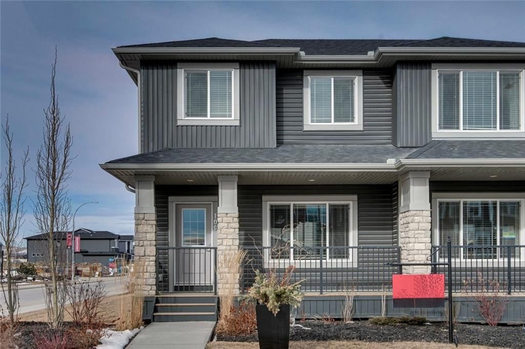 Main Photo: 109 EVANSTON Hill NW in Calgary: Evanston Semi Detached for sale : MLS®# C4293266