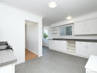Photo 10: 318 Uganda Ave in VICTORIA: Es Kinsmen Park Half Duplex for sale (Esquimalt)  : MLS®# 822180