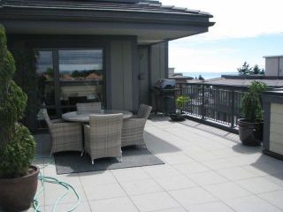 Photo 3: 703 1581 FOSTER Street: White Rock Condo for sale in "Sussex House" (South Surrey White Rock)  : MLS®# F1316074