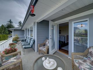 Photo 5: 6151 HIGHMOOR Place in Sechelt: Sechelt District House for sale (Sunshine Coast)  : MLS®# R2699178