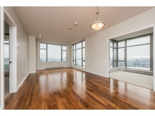 Photo 5: 2402 280 ROSS Drive in New Westminster: Fraserview NW Condo for sale in "The Carlyle on Victoria Hill" : MLS®# R2117504
