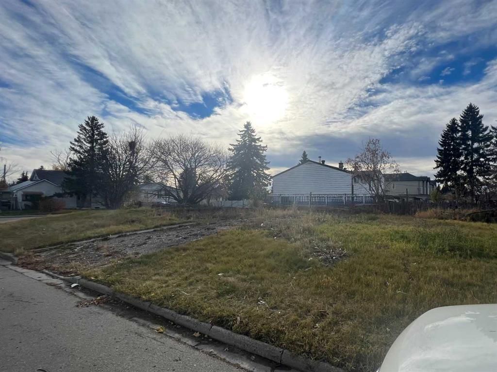 Main Photo: 3819 12 Avenue SE in Calgary: Forest Lawn Residential Land for sale : MLS®# A2094408
