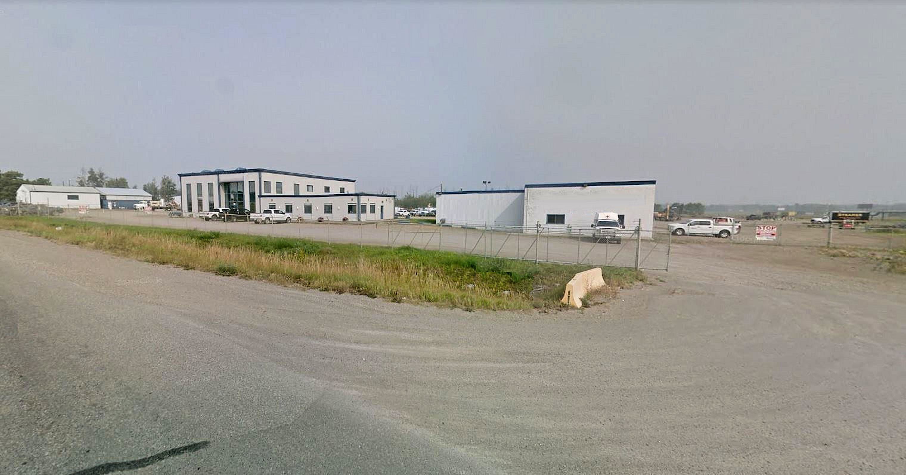 Photo 1: Photos: 7421 NORTHERN LIGHTS Drive in Fort St. John: Fort St. John - Rural W 100th Industrial for lease : MLS®# C8041091
