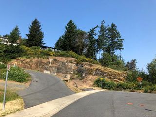 Photo 5: 747 Grousewood Pl in Colwood: Co Triangle Land for sale : MLS®# 830967