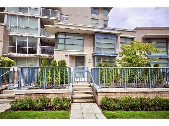Main Photo: 9236 Univercity Crescent in Burnaby: Simon Fraser Univer. Townhouse for sale (Burnaby North)  : MLS®# V975439